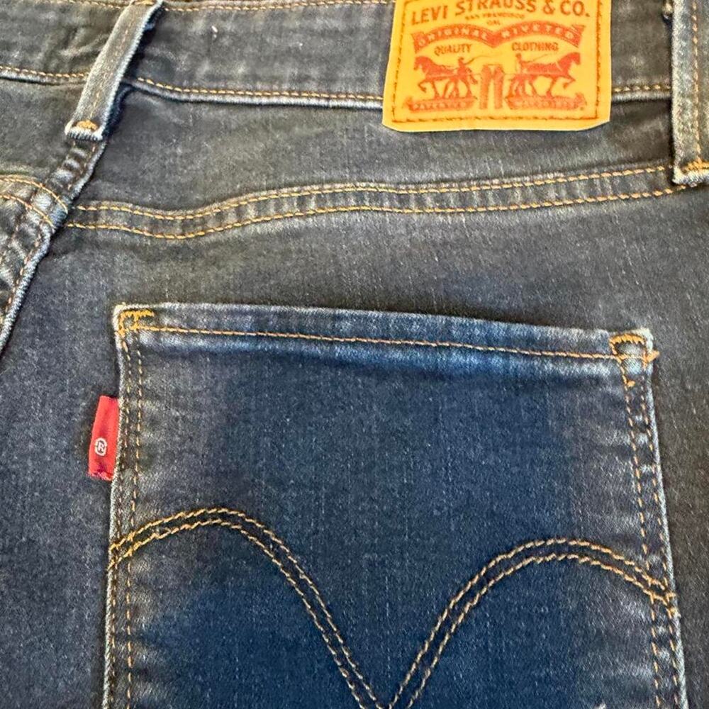 Levis 501 blue jeans denim